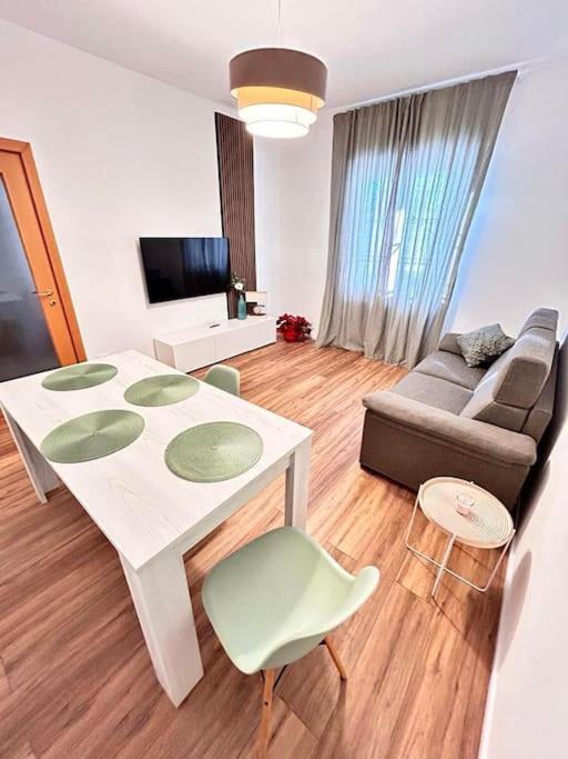 Soleo Guesthouse Monza Kültér fotó