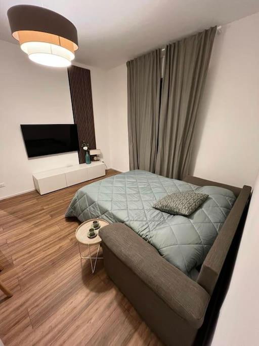 Soleo Guesthouse Monza Kültér fotó