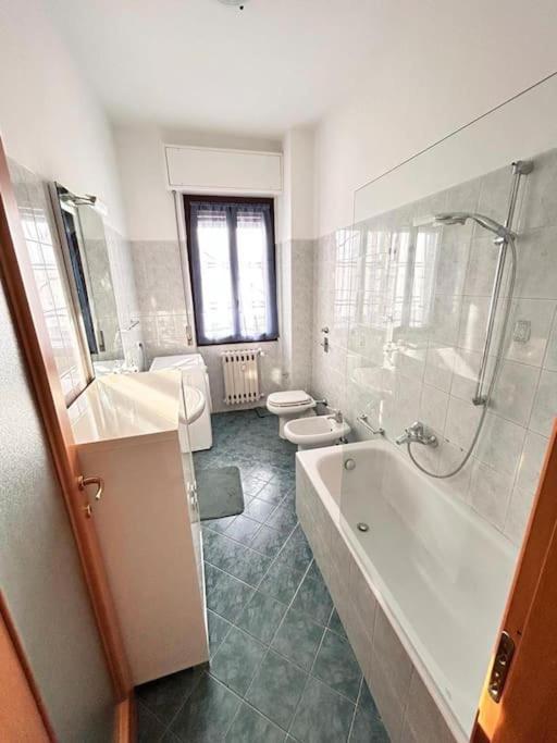 Soleo Guesthouse Monza Kültér fotó