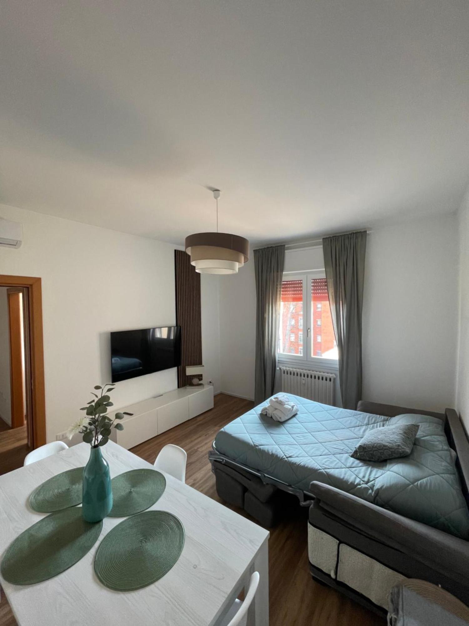 Soleo Guesthouse Monza Kültér fotó